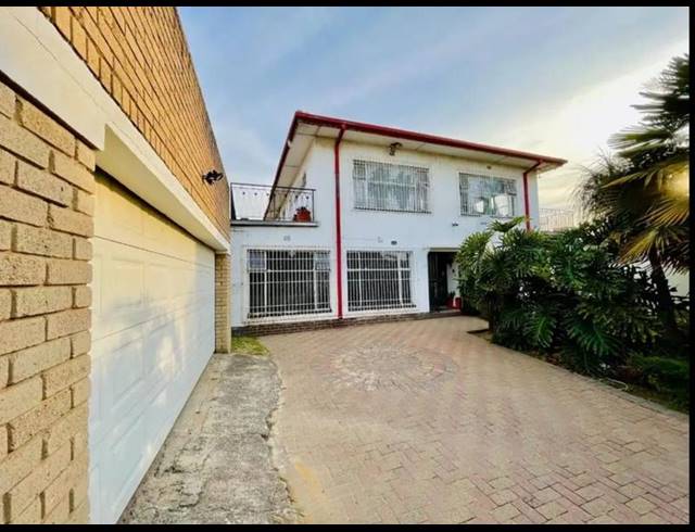 4 BEDROOM HOUSE FOR SALE IN GLENANDA